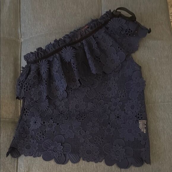 Yomis Navy Embroidered Lace One Shoulder Blouse with Scallop Edge. Size Small. - Picture 1 of 9